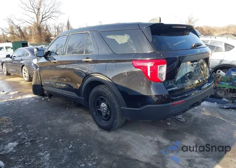 2021 Ford Police Interceptor Utility z USA, uszkodzony, nr VIN 1FM5K8ABXMGA43865